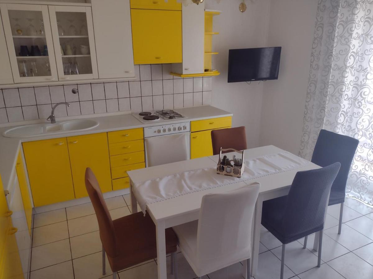 Apartments Vita Novi Vinodolski Ngoại thất bức ảnh