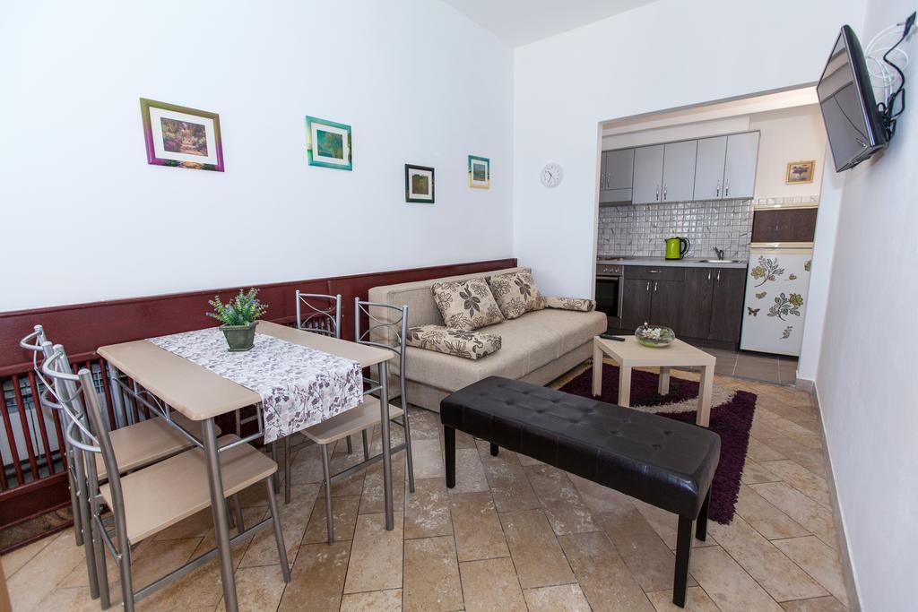 Apartments Vita Novi Vinodolski Phòng bức ảnh